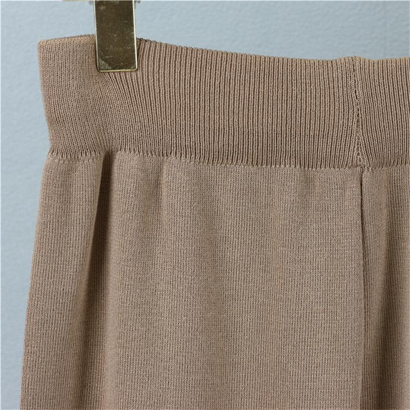 Spring and Autumn Fashion Unique Design V-neck Striped Knitted Set Women's Lazy Style Sweater Two Piece Set