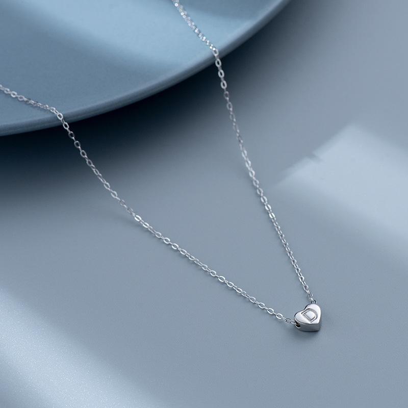 S925 Silver Heart-Shaped Initial Necklace - Korean Style Clavicle Chain with Trendy Peach Heart Design.