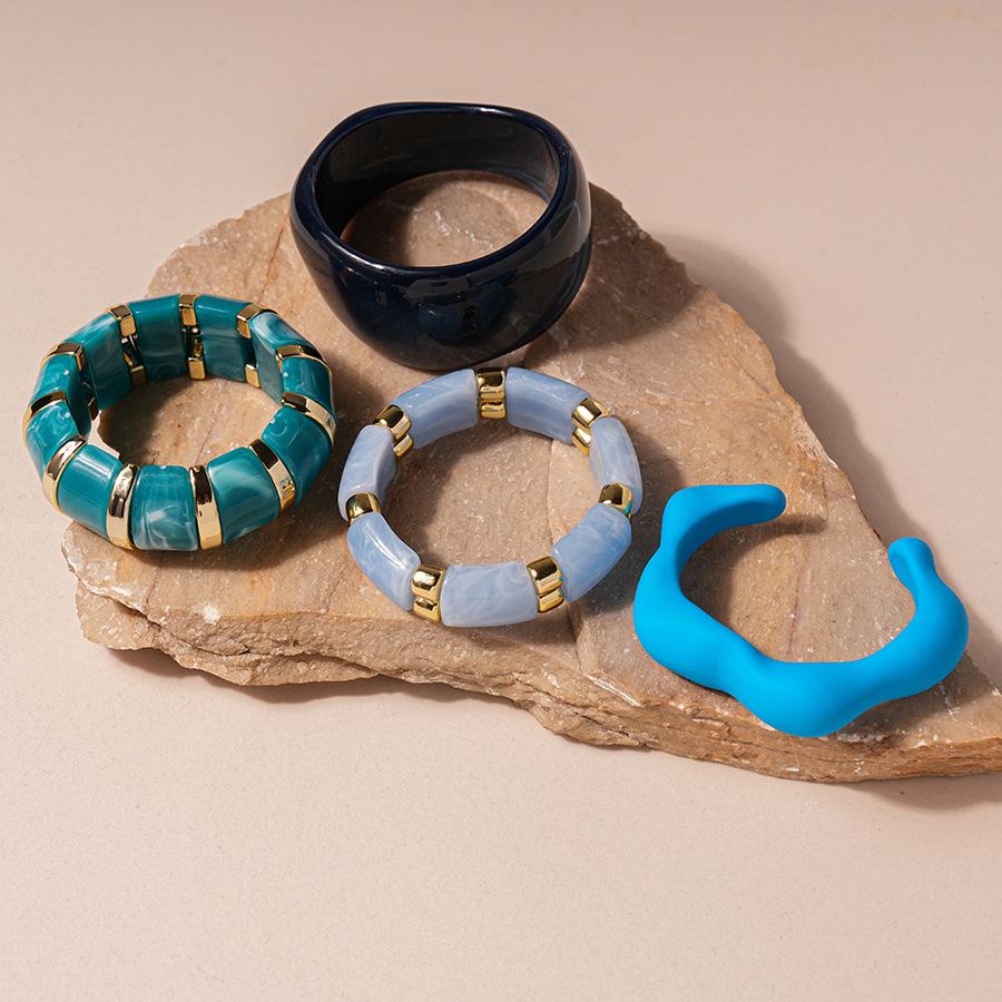 European and American blue smudged acrylic bracelet niche retro exaggerated bracelet personality fashion design sense jewelry