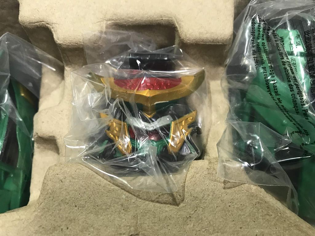 Kamen Rider Gaim Super Giant Armor DX Watermelon Arms