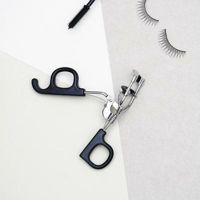 Wimpernzange