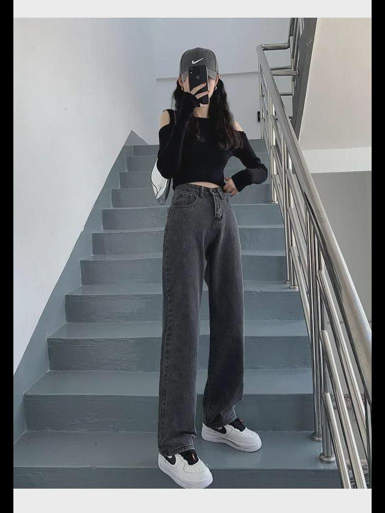 Women's Plush Wide-Leg Jeans: High-Waisted, Slimming, Loose Fit - Perfect for Autumn and Winter with a Warm Korean Style.