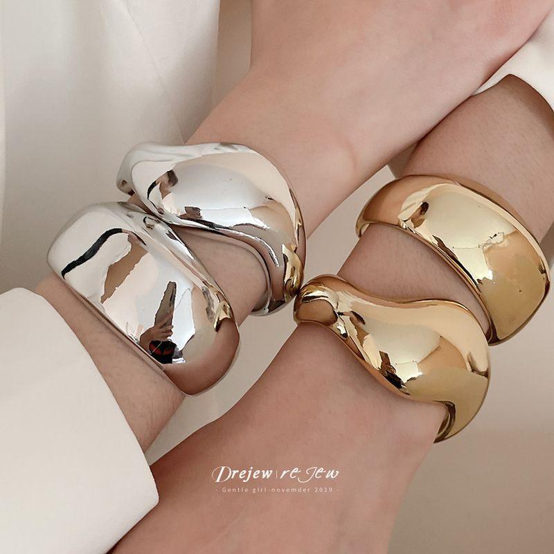 European and American Style Gold Wide Open Bracelet Accessories, Light Luxury Niche Exquisite Bracelet Arm Band Jewelry for Women
