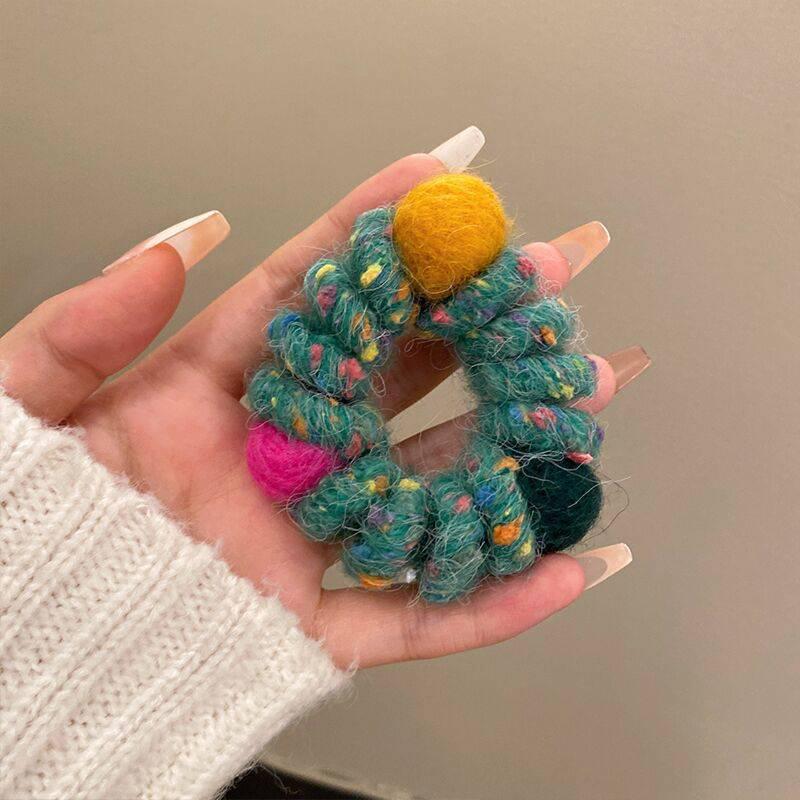 

1 шт. простой и свежий модный резиновый браслет-пружинка для телефона с высокой эластичностью, матовый аксессуар для волос 7 * 7 * 2 см зелёный