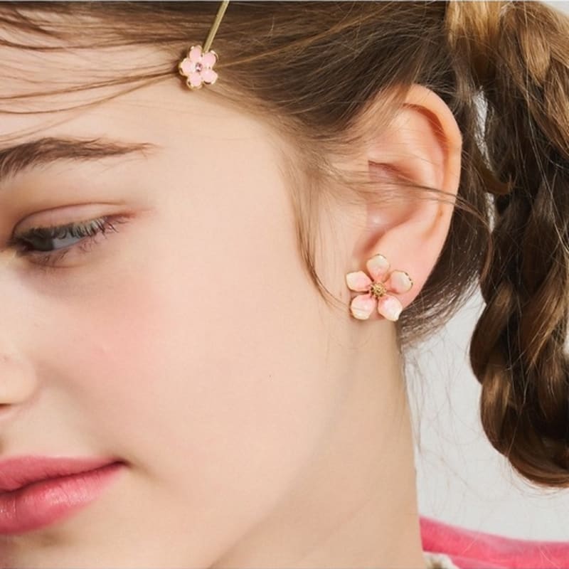 Dana Burton Coco Dewey Flower Earrings