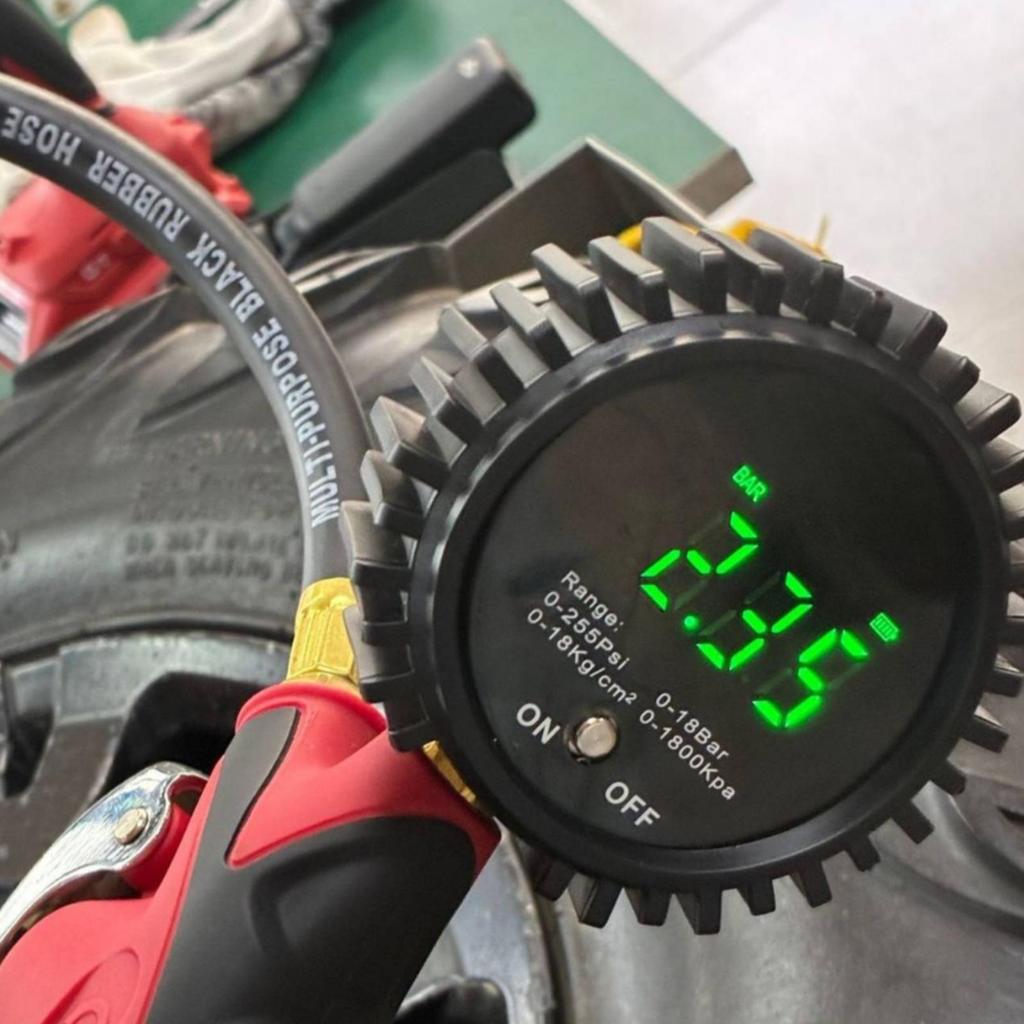 Handheld Digital Tire Inflator Accurate Gauge Portable for Vehicle Owners,