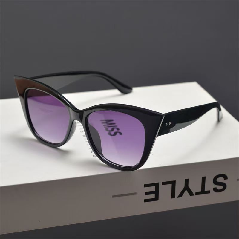 Fashion Large Cat Eye Sunglasses Women Luxury Design Vintage Sun Glasses Female Male Retro Shades Uv Protection Eyewear