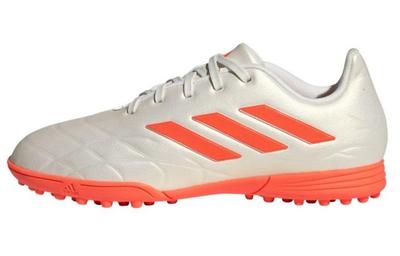 Spezielle Sportschuhe – Fußballschuhe