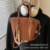 Premium bag women's 2025 new fashion retro versatile shoulder bag commuter messenger bag bucket bag handbag