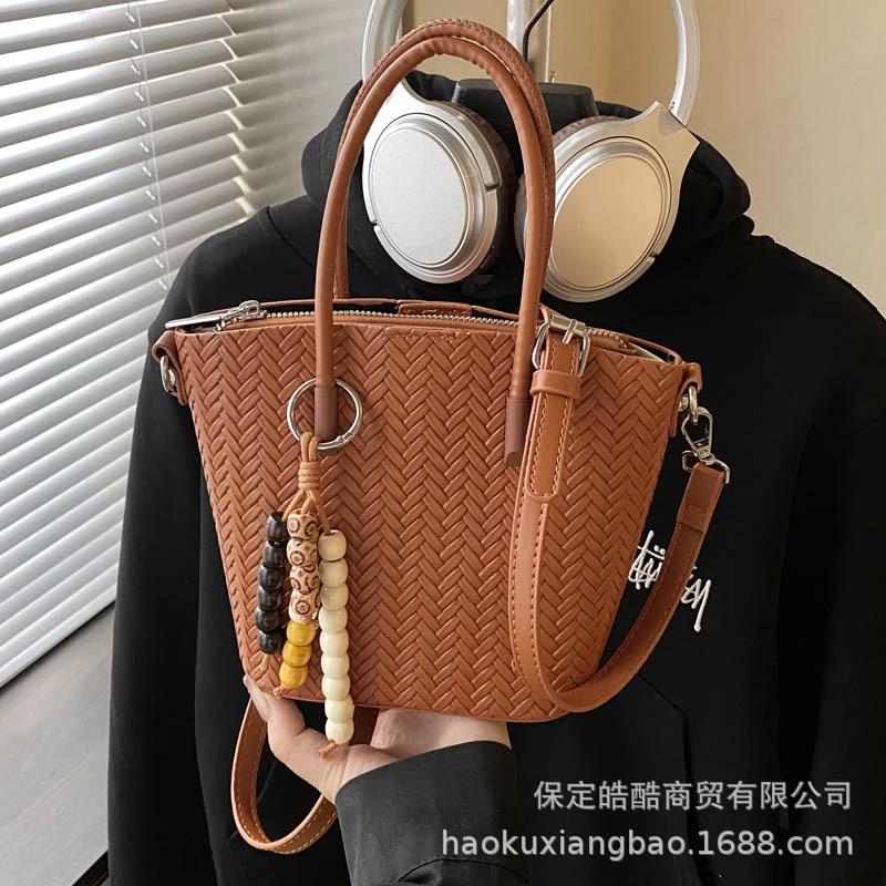 Premium Bag Women's 2025 New Fashion Retro Versatile Shoulder Bag Commuter Messenger Bag Bucket Bag Handbag