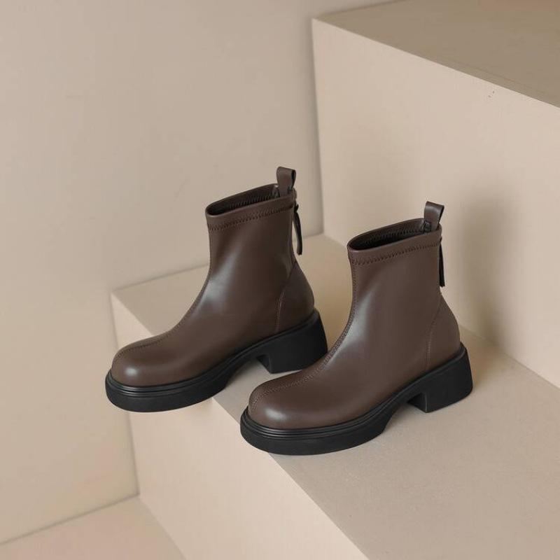 New medium heel large size women's boots rear zipper solid color autumn and winter platform Martin boots Korean version non-slip medium boots women