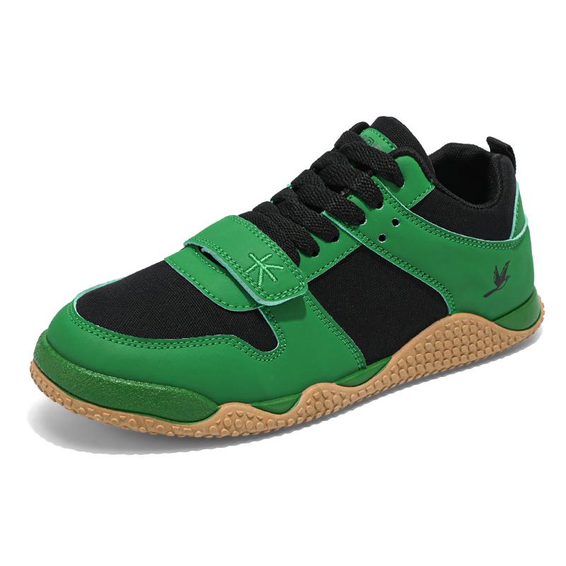 Men’s Red Sports Shoes Casual Green Street Style Running Sneakers Students Over Sized White Skateboard Shoes