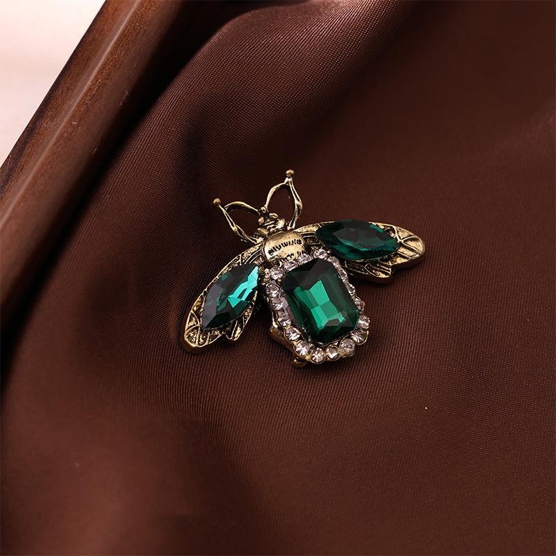 Rerto Bee Crystal Brooches For Women Enamel Rhinestone Animal Tassel Lapel Pins Men'S Suit Collar Pin Badge Accessories