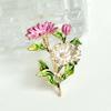 Brosche Pin Emaille-Farbe Drei Chrysanthemen Design Zinklegierung Pin Mäntel Anzüge Pullover Kleider Abzeichen Partyzubehör
