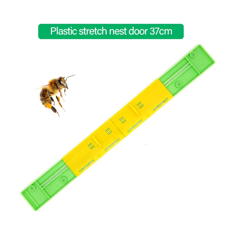 

2pcs Beehive Door Beekeeping Sliding Travel Gates Anti-Escape Hive Gate Sheet Nest Spacer Bee Box Entrance Beekeeper Tool