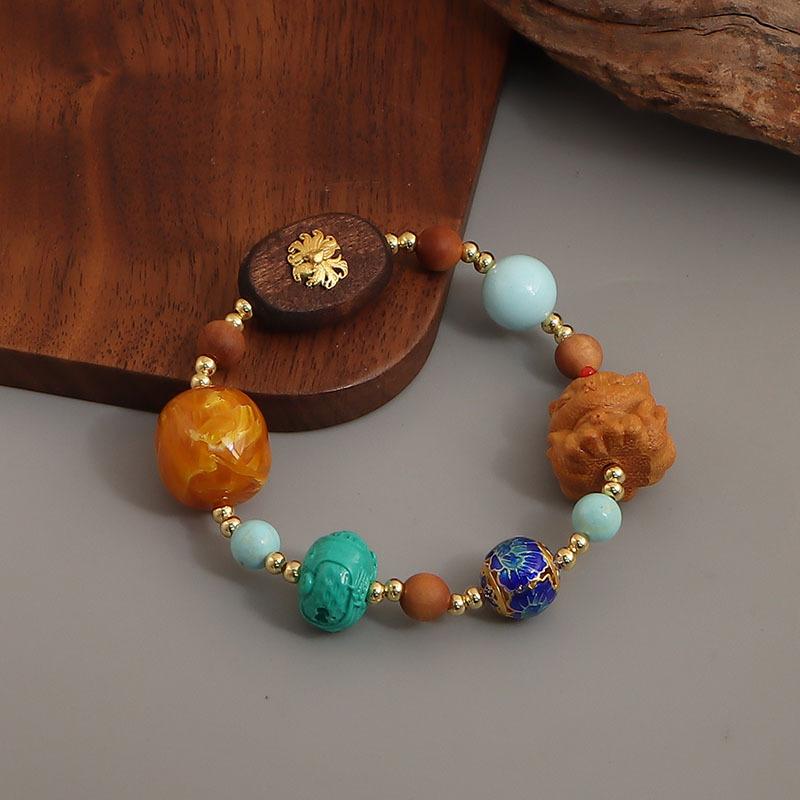 New Chinese Magnesite Turquoise Sandalwood Bracelet Design Gentle White Nine-tailed Fox Red Agate Accessories Fashion Bracelet