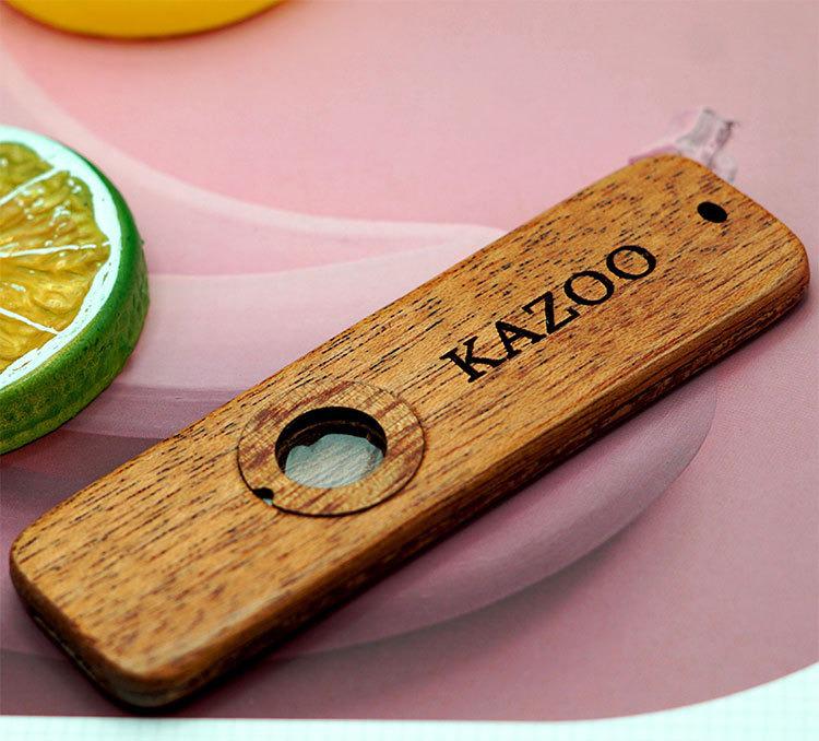 Profesionální dřevěné kazoo pro kytarový doprovod