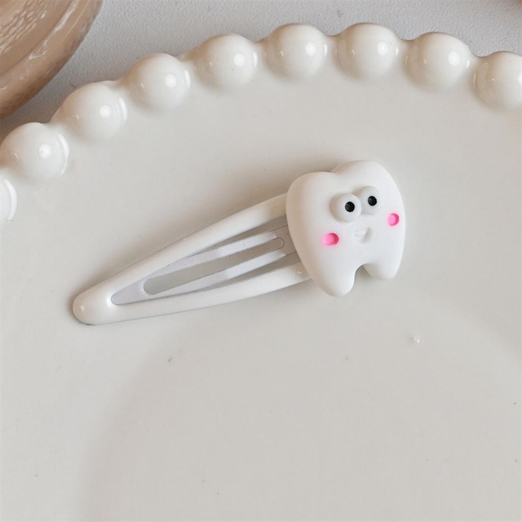 Delicate Bangs Clip Cute Tooth Y2K Barrettes Clip Harajuku Hairpin Sweet Girls Hair Harajuku Lady Mini Tooth