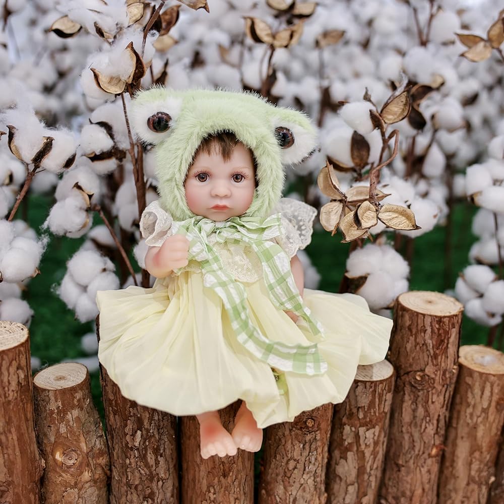 Cloveray Interactive 12-Inch Reborn Baby Doll with Realistic Body, Removable Outfit, Water Play Suitable