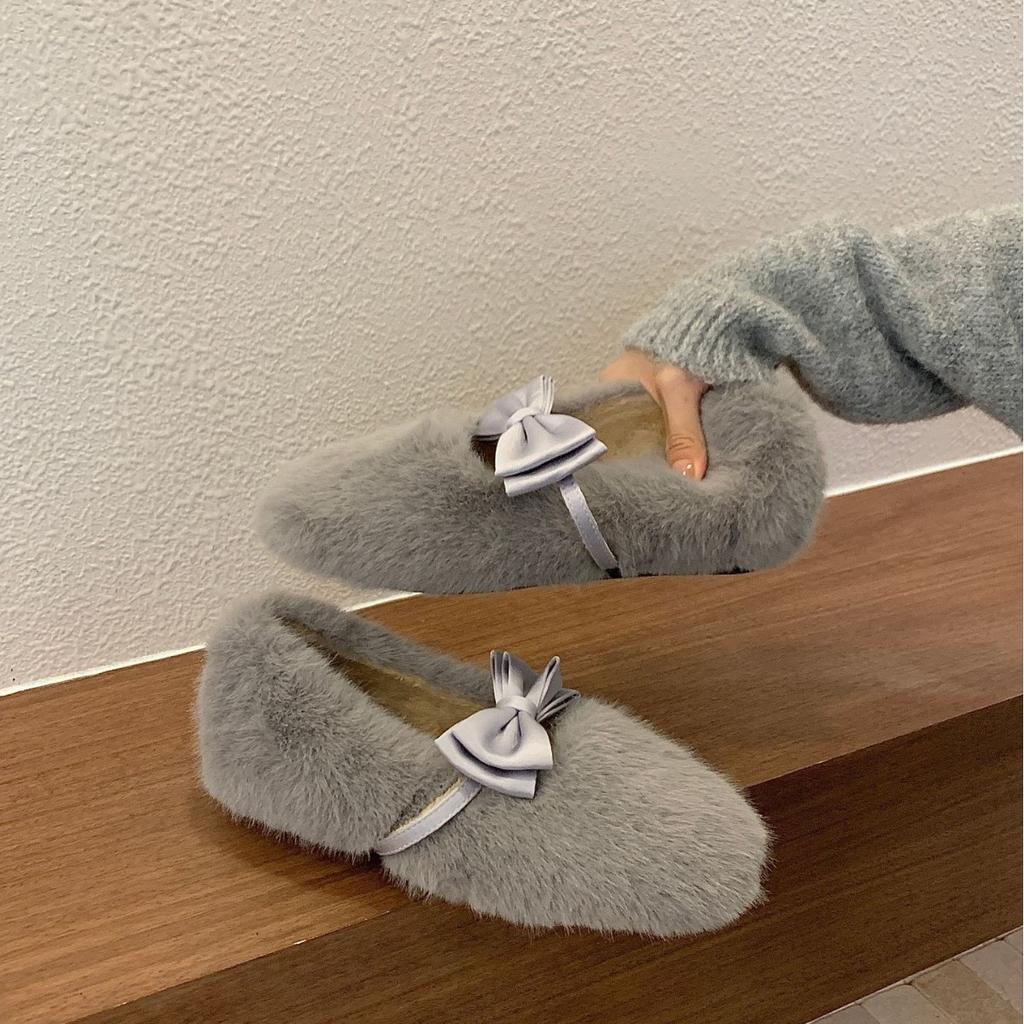 2025 Autumn and Winter New Round Head Fluffy Bow with Inner Slope Heel Velvet Versatile Mary Jane Women's Single Shoes