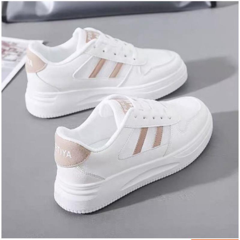 Spring new little white shoes women's breathable street shooting board shoes women's thick-soled muffin women's shoes