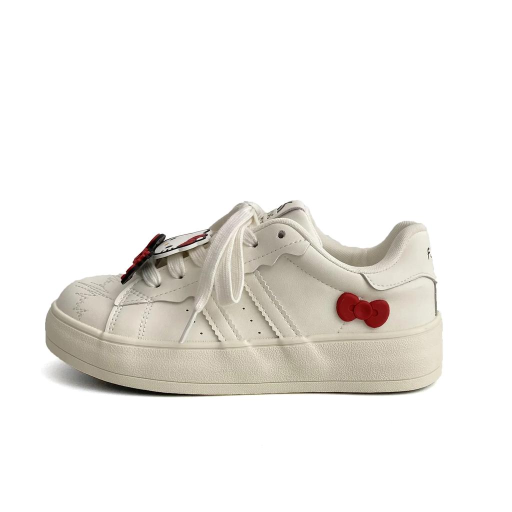 Fashion 2025 Summer New Cartoon HelloKitty Versatile White Shoes Women Low Top Casual Round Head Board Shoes for Girls' Daily Flat Shoes