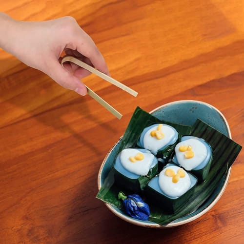 50 Pieces Disposable Cooking Tongs, Mini Bamboo Tongs, Natural Toasting Tongs for Cooking