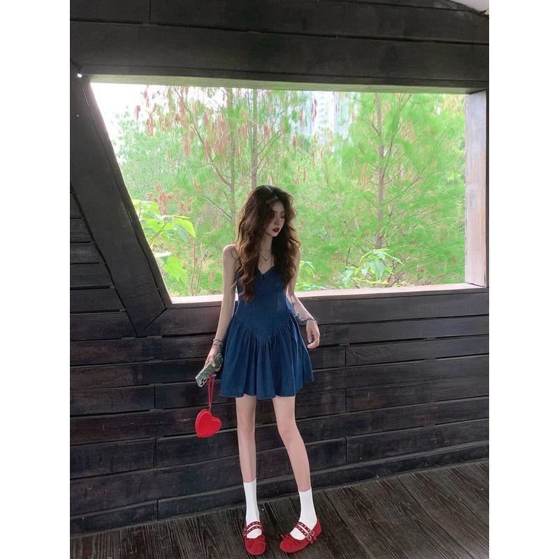 Kumikumi Elegant All-Match V-neck Denim Sling One Piece Dress Women Clothing Summer High Sense Waist Hugging Slimming Short Dress