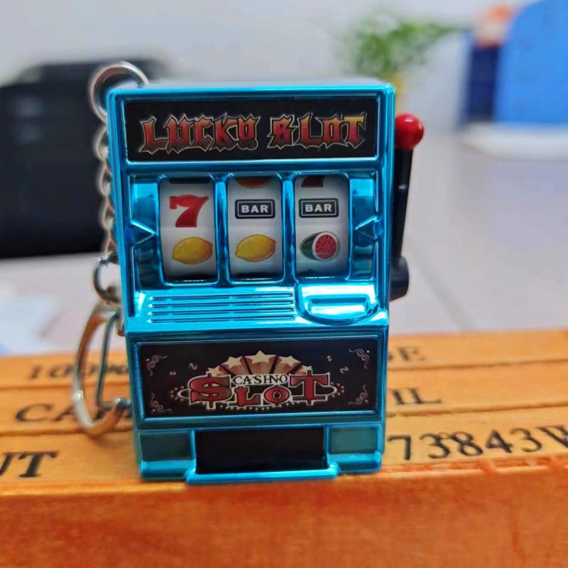 Mini Chaveiro de Jogo de Girar Frutas Desenho Animado: Brinquedo de Sorteio Balançante