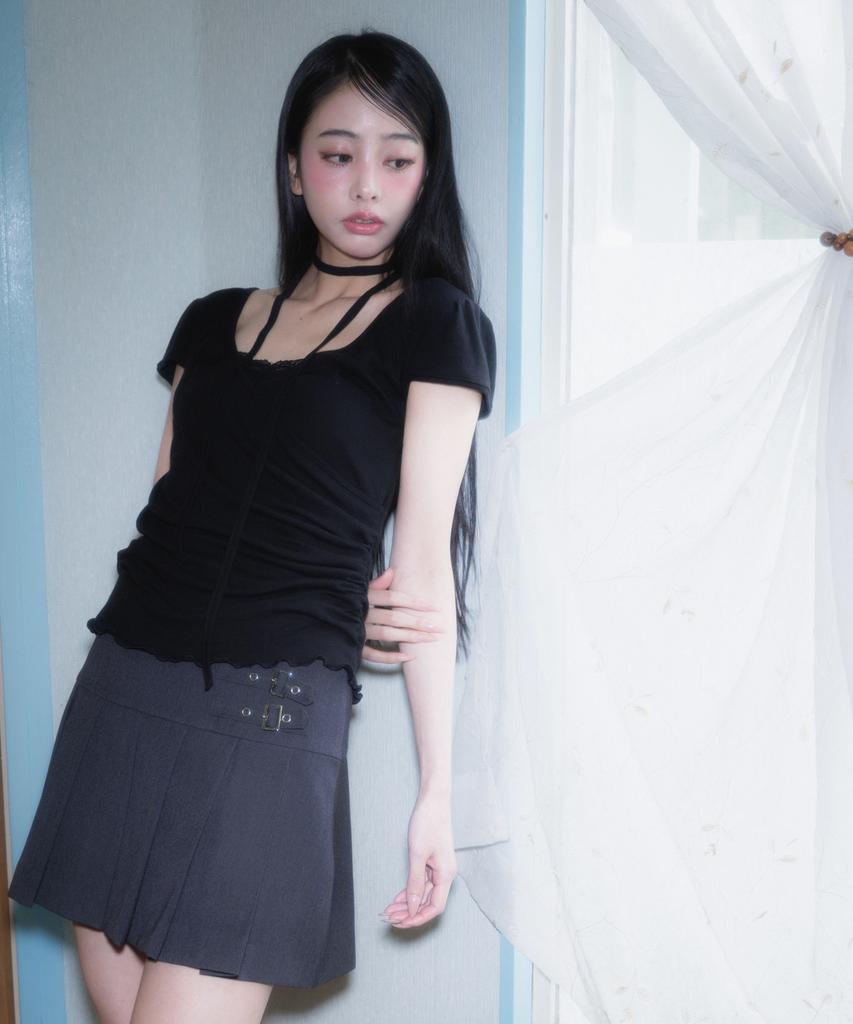 ROSEFRANTZ Corsage Shirring T-Shirt [Black]