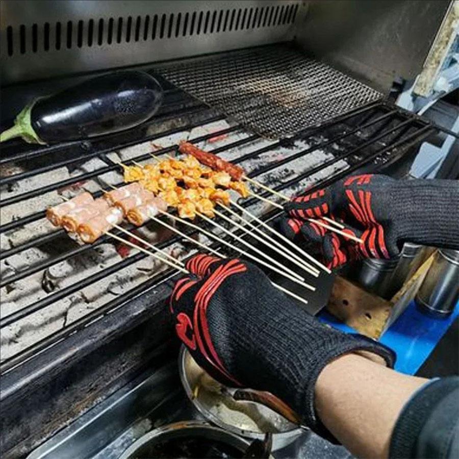 BBQ Microwave Oven Gloves High Temperature Resistance Barbecue Mitts 800 Degrees Fireproof Anti Heat Insulation Glove for Baking