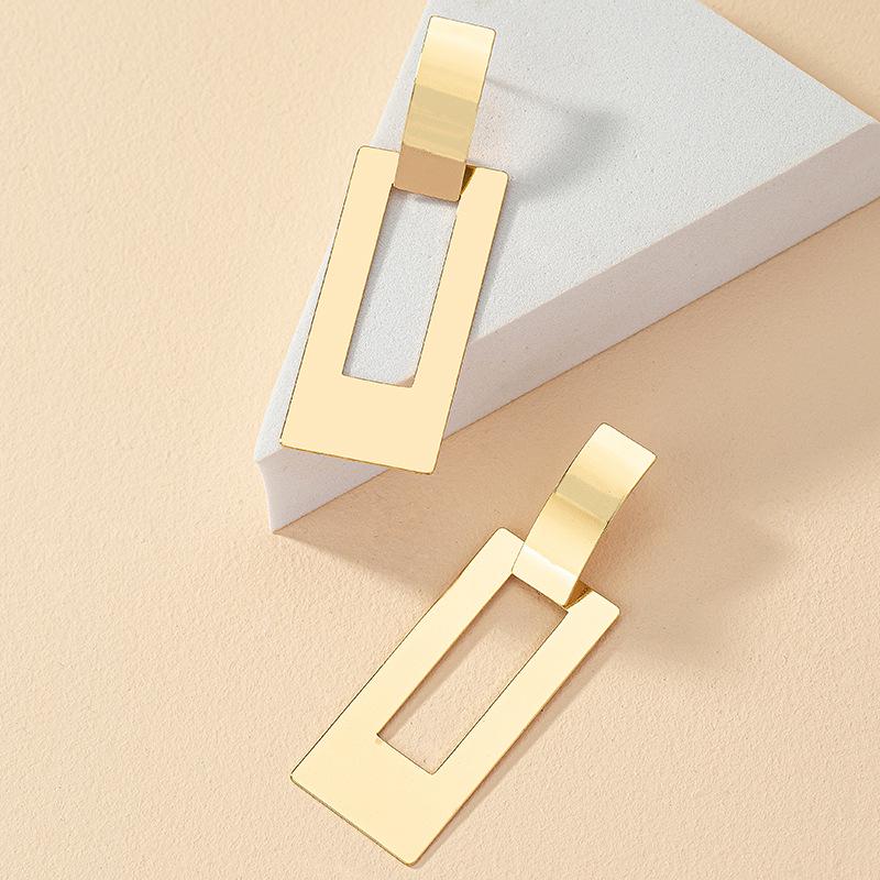 Chic Geometric Square Earrings for Women - Bold Street Style & Face-Slimming Design