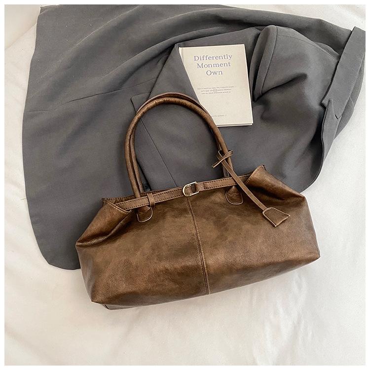 Large-capacity bag women's leisure 2025 summer new simple foreign style shoulder armpit bag commuter tote bag