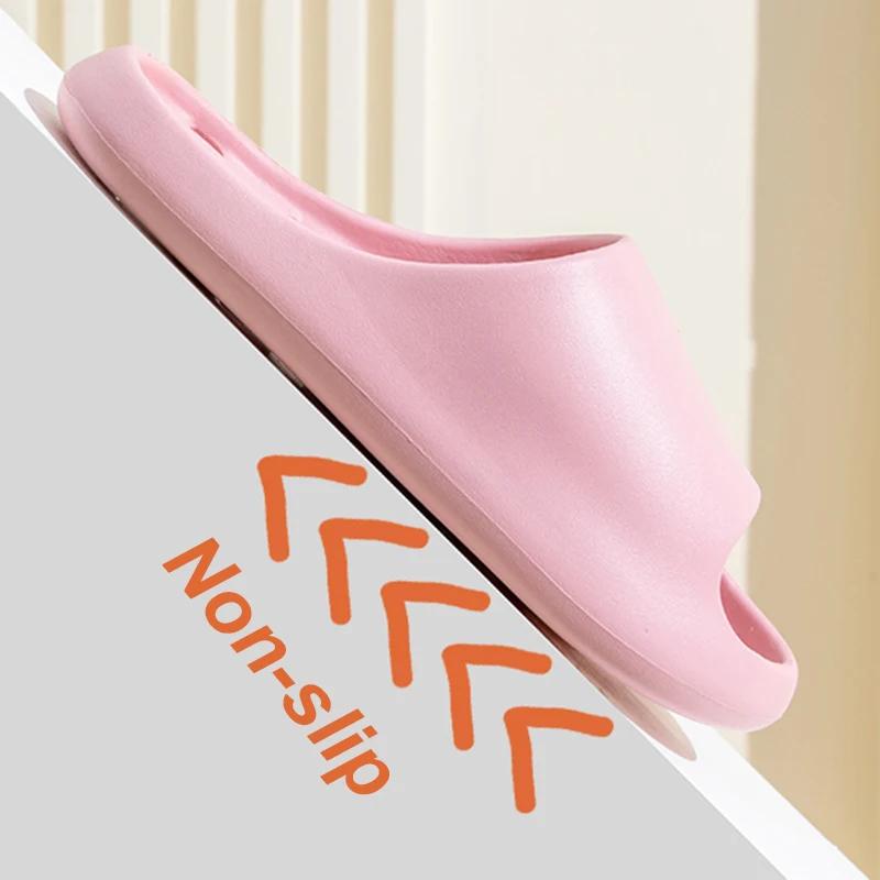 Fashion Home Bathroom Non-Slip Slippers Women Soft Sole Platform Couple House Slippers Summer Comfortable Flat Heel Indoor Slides 2025