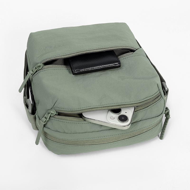 Men's Crossbody Bag Multi-compartment Shoulder Bag Lightweight Commuter Small Square Bag