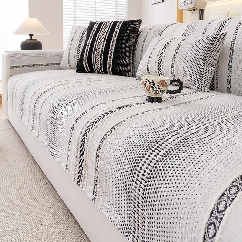 New Sofa Cushion, Universal In All Seasons, Non-Slip And Dirt-Resistant Seat Cushion, High-End Chenille Sofa Cover Cover Cloth