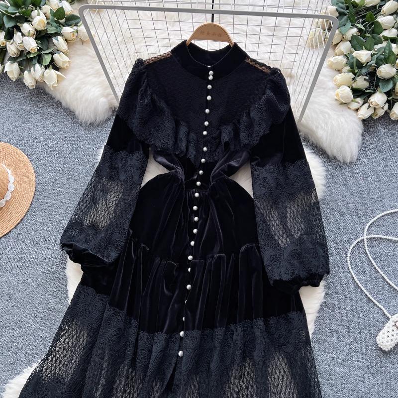 High Street Kleider Frauen Retro Hohle Spitze Patchwork Gold Samt Kleid Französisch Perle Schnalle Taille Länge Vintage Chic Kleider