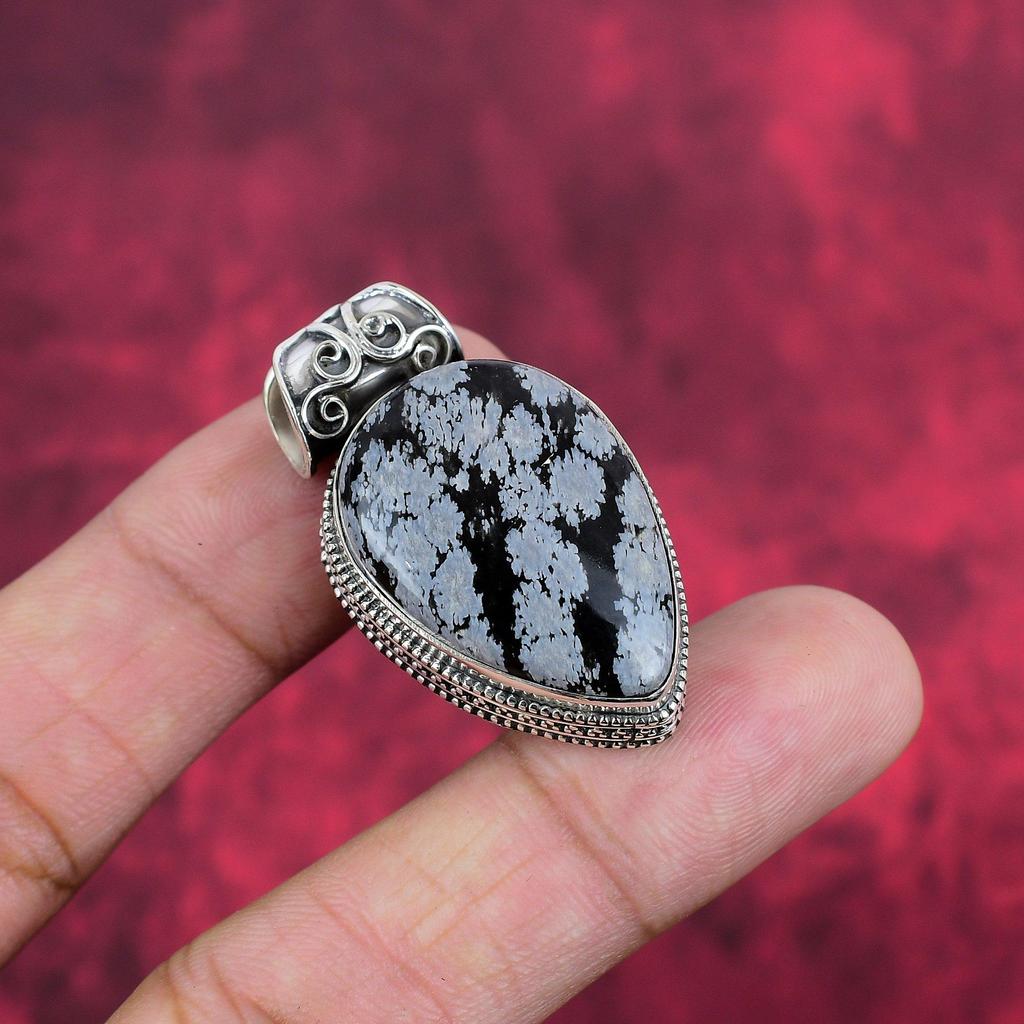 Přívěsek z obsidiánu vločkového, 925 masivní stříbro, drahokam, ručně vyráběný, jemný šperk, přívěsek, pro ni