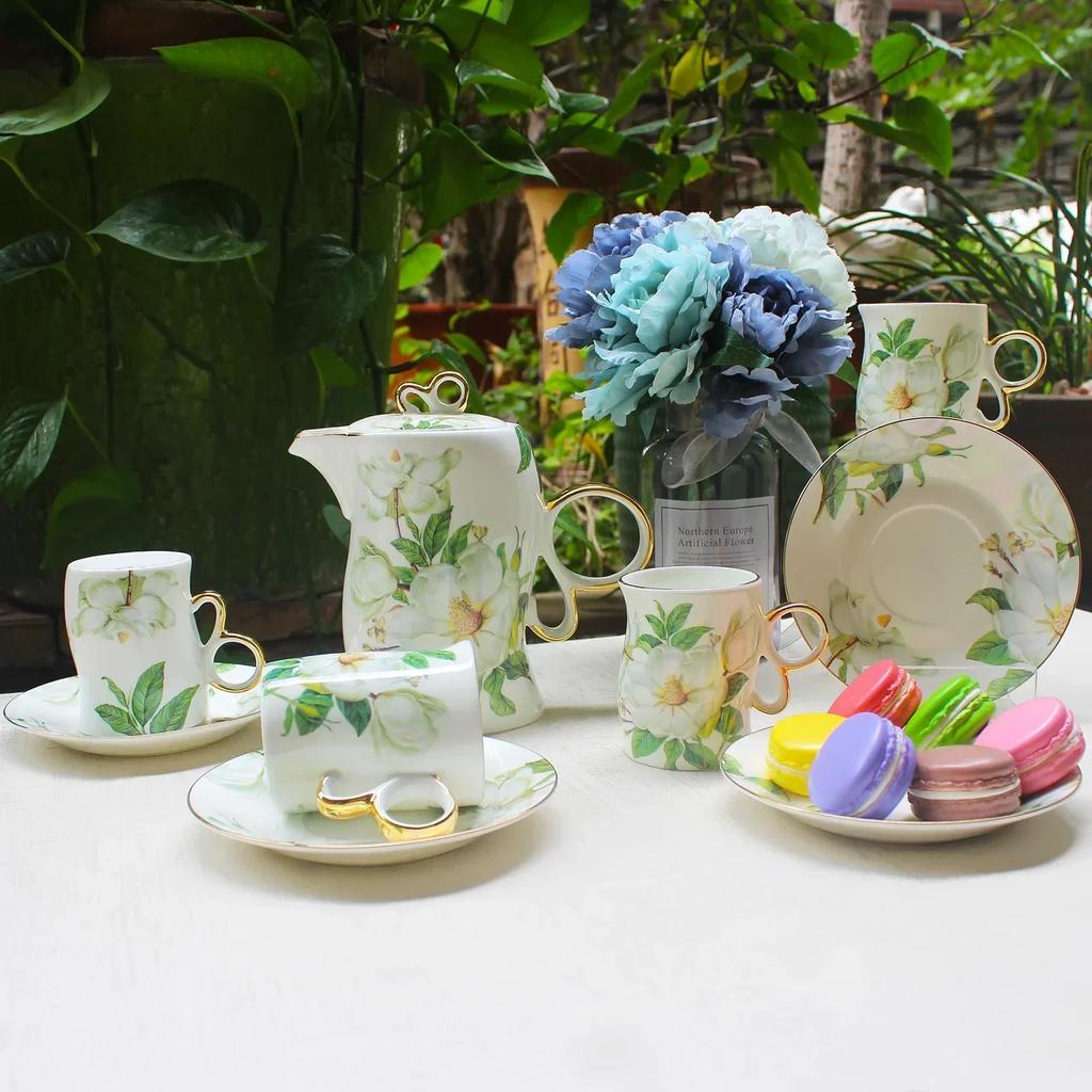 European Ceramic Coffee Pot Ceramic Cup Flower Teapot Set 1 Pot 4 Cups Saucer Afternoon Tea Set Red Tea Cup Gift