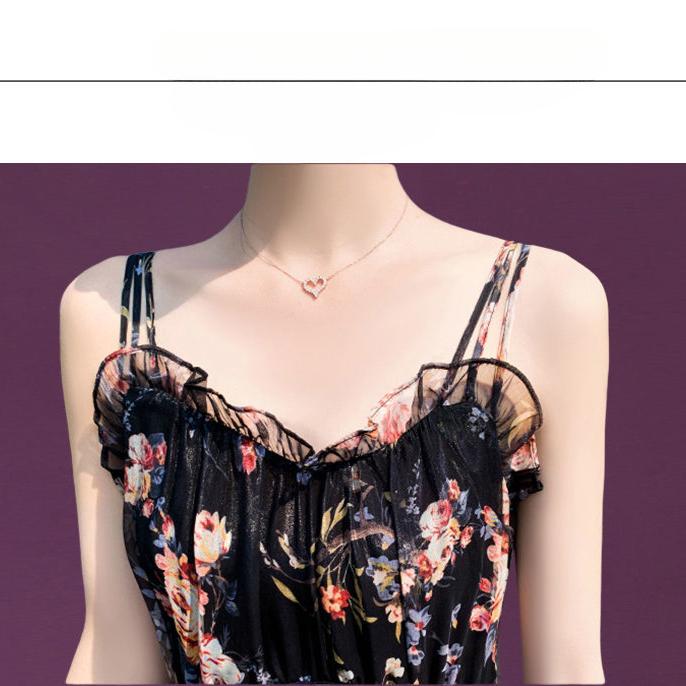 Elegant Floral Maxi Dress with Halter Neckline, Perfect for Party Events and Prom, Sexy and Charming