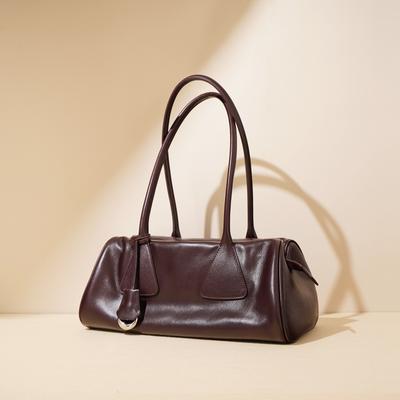 Schräge neue Damen Premium Retro Tasche dreieckiges Gefühl Achsel tragbar 2025 Baguette-Tasche Bowlingtasche einzelne Schulter