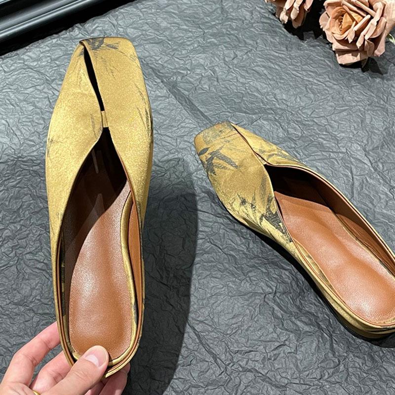

Новые женские туфли-одиночки с принтом в китайском стиле, лето-осень 2025, французские элегантные шлепанцы с полуоткрытым верхом на плоской подошве 35 золотистый