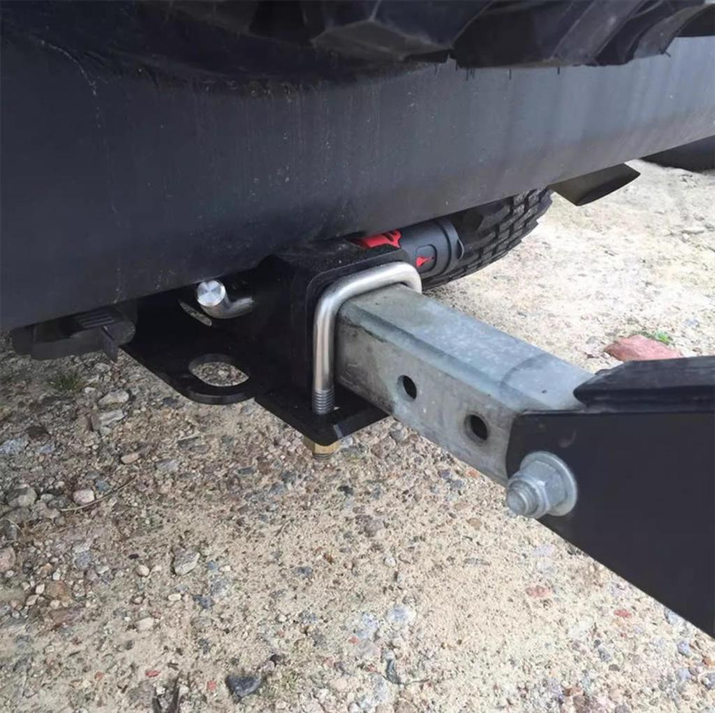 Tow Arm Hook Stabilizer: Anti-Shake and Noise-Reducing Fastener for American Square Mouth Towable RVs.
