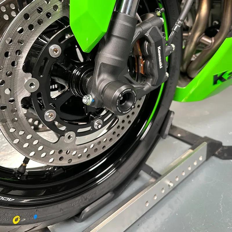 For KAWASAKI Z650 Z750 Z800 Z900 Z1000 NINJA 650 1000 ZX6R VERSYS 650 Z1000SX Front Wheel Fork Slider Axle Fork Crash Protector