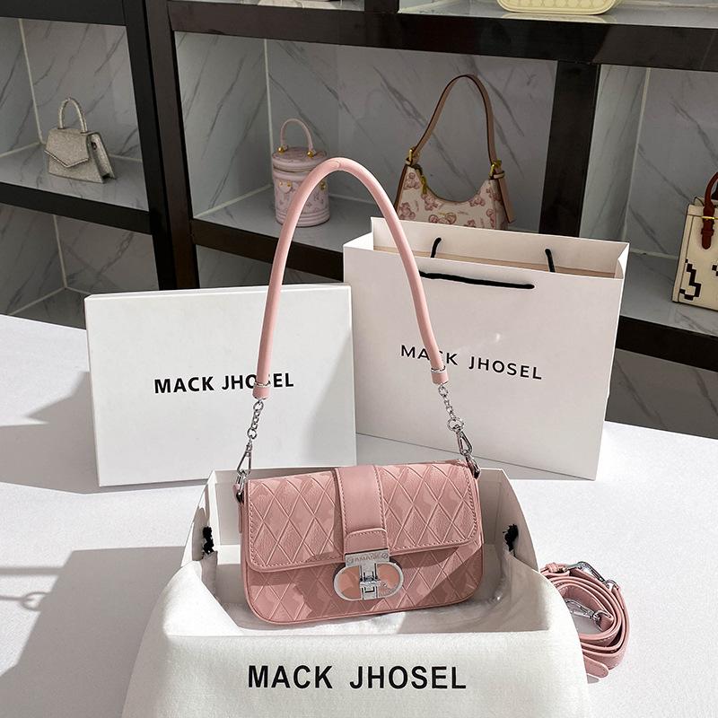Fashionable and Trendy Diamond Grid Small Square Bag, High-end and Light Luxury Chain Armpit Bag