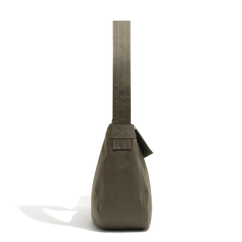 UNTRACK Shoulder Newspaper A4 Navy Bag, Bag, File, 14L, No. 60402, Men's,