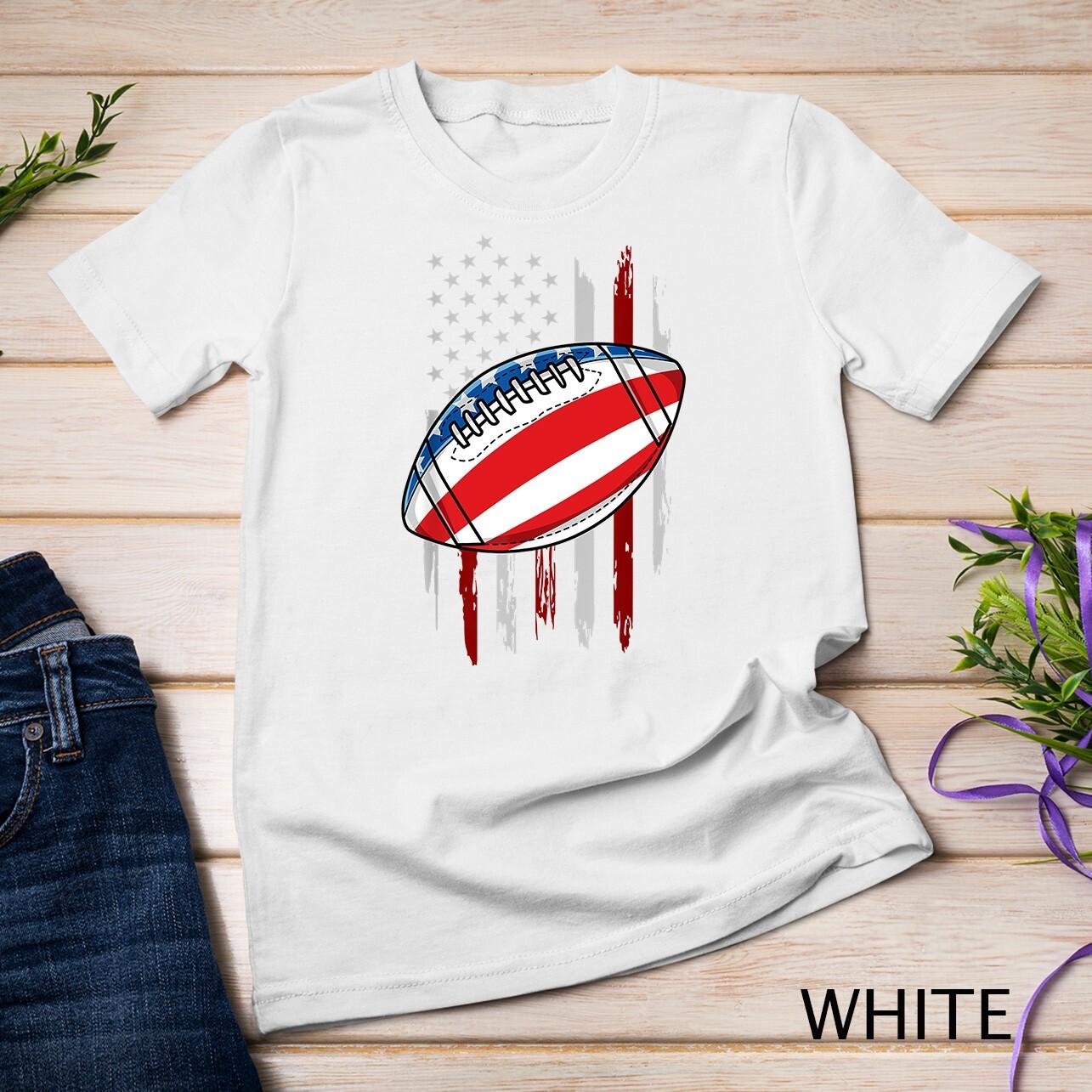Football USA Flag Design American US Patriotic Colors Sport Unisex T-Shirt Mens Womens Tees Top XL