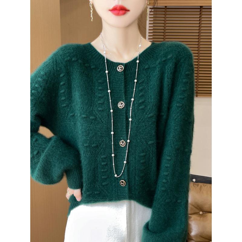 Autumn and Winter New Crew Neck Cardigan Women's Fashion Age-reducing Sweater Top Coat