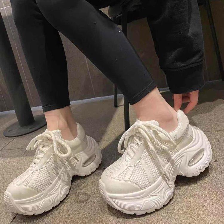Mesh breathable thick sole heightening leather air cushion dad shoes women's retro polishing 2025 spring new sports and leisure shoes