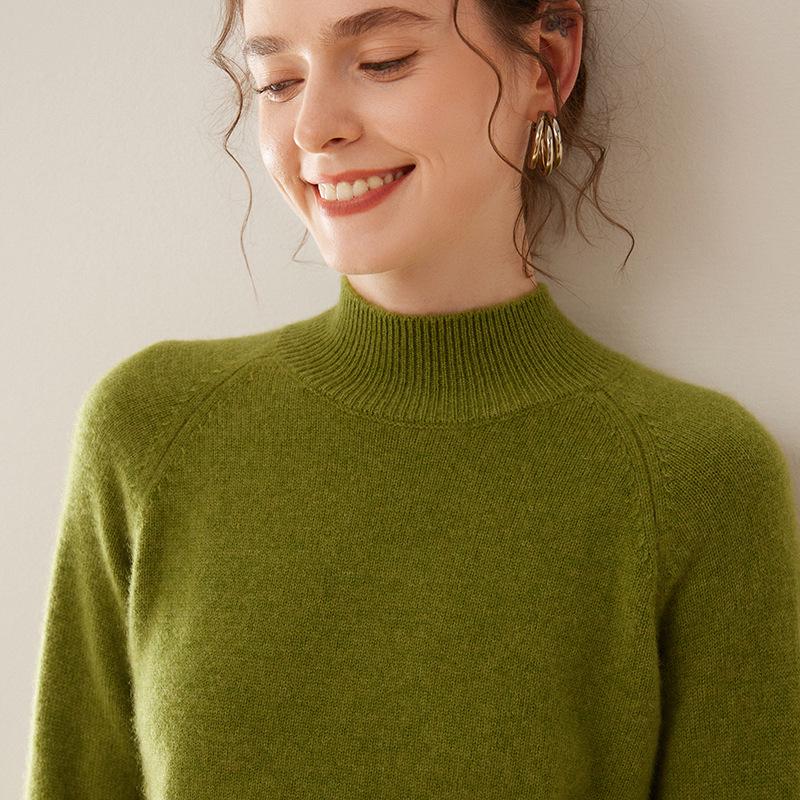 Women's Slimming Knit Cashmere Sweater - Solid Color, Half-High Collar, Thickened, Seven-Needle, Autumn/Winter